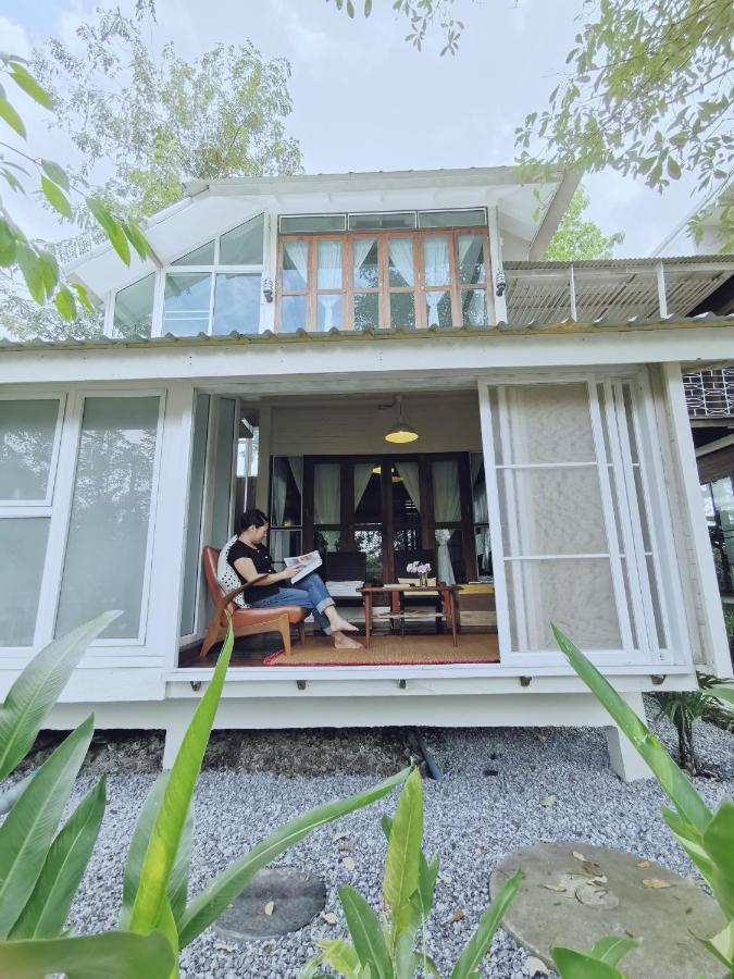 Baangaimuan Bed & Breakfast Ламфун Екстериор снимка