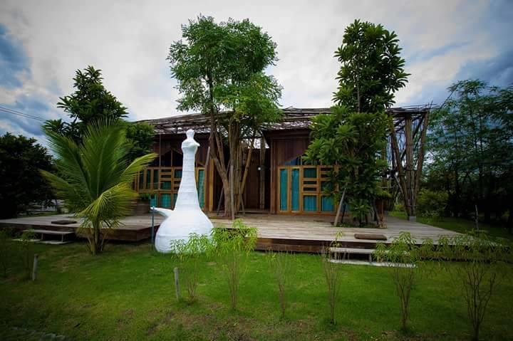 Baangaimuan Bed & Breakfast Ламфун Екстериор снимка